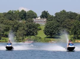 Kenlake State Resort Park, vacation rental in Aurora