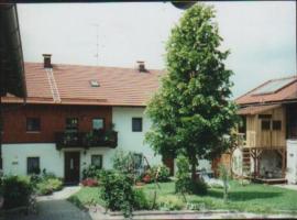 Ferienhof Bimesmeier, cheap hotel in Triftern