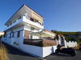 Koukounari Rooms