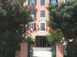 Hotel Flora, hotel v destinácii Celle Ligure