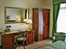 Hotel Villa Peretti, hotel Gelában