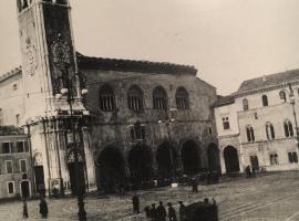 Res. CENTRO STORICO, hotel in Fano