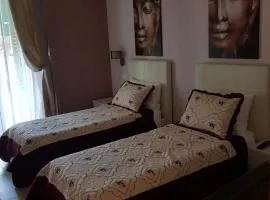 Vittoria's Bridge flat
