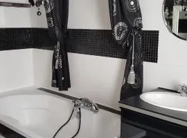 Au berceau du loup agile