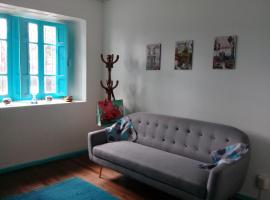 Hostal Casa Azul, hotell i Talca