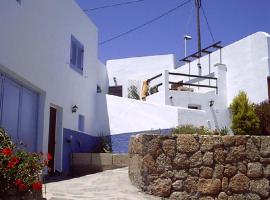 Casapancho 1 y 2 - Casa Rural - Fasnia - Tenerife, country house in Fasnia