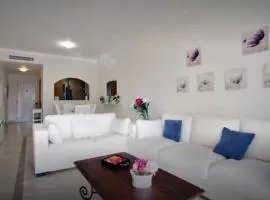 Apartamento familiar con JARDIN y TERRAZA Privada