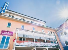 Hotel am Kapuzinerplatz, hotel v destinaci Knittelfeld