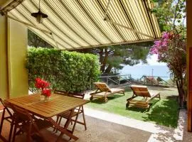 Pinus Village Sea Front Apartment