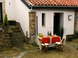 Casa rural La Casona del Piquero: Lastres'te bir otel