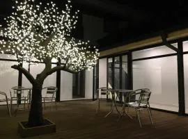 Hwadam Inn