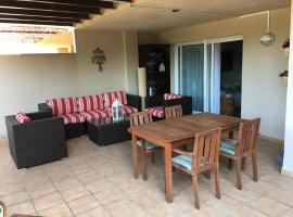 Apartamentos Arcos Calabardina, hotelli kohteessa Calabardina