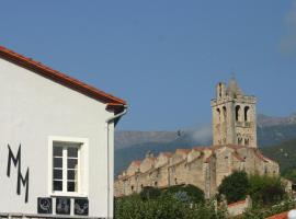 Maison Mauro, hotel v destinaci Prats-de-Mollo-la-Preste