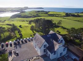 Gwesty Gadlys Hotel, hotel in Cemaes Bay