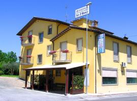 Albergo Le 2 Rose, hotel in San Severino Marche