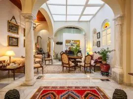 CASA SEÑORIAL EN SEVILLA CENTRO,Calle Mármoles