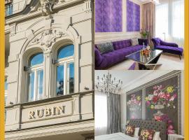 Rubin Luxury Apartments, hotel perto de Colunata do Moinho, Karlovy Vary