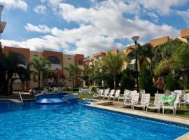 City Hotel Termal, hotel med pool i Termas de R&iacute;o Hondo