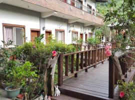 Yi Jia Yuan Homestay, δωμάτιο σε οικογενειακή κατοικία σε Nanzhuang