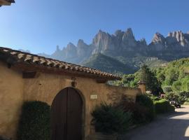 Montserrat La Calsina, hotel in Monistrol