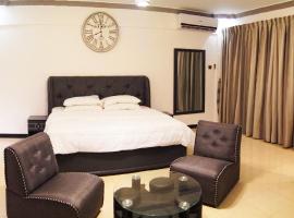 Econo Lodge, hotel in Dar es Salaam