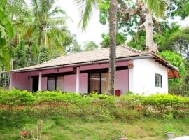 Simply Coorg Estate Villa, country house in Virajpet