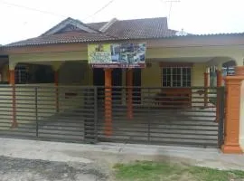 D'elzarra Home