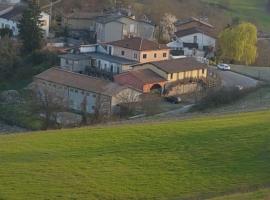 Agriturismo di Sordiglio, котедж у місті Casina