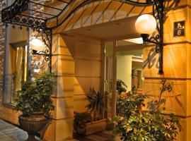 Negresco Hotel, hotel Marsza Matrúhban