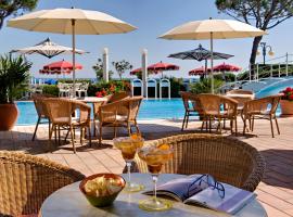 Ruhl Beach Hotel & Suites, hotel em Piazza Milano, Lido di Jesolo