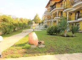 Menada Green Hills Apartments