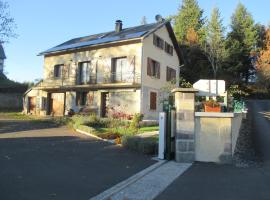 La cle des champs, hotel i Murol