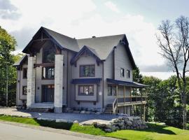The Big Jack Chalet 33 Chemin Blanc by Les Chalets Alpins, hotel a Stoneham