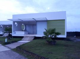 cabaña puerto velero, beach rental in Puerto Caimán