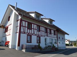 BnB zum Schlüssel, bed and breakfast en Unterehrendingen