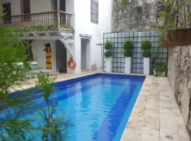 El Marques Hotel Boutique By GEH Suites