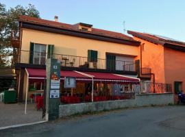 Albergo San Giovanni, hotel Sassellóban