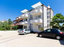 Apartments Valbruna