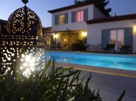 L Olivadou B&B، فندق في ترانس-إن-بروفنس