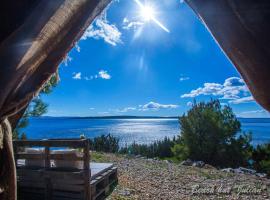 Cast Away - Eco Resort, hotel near Grapčeva Cave, Zavala