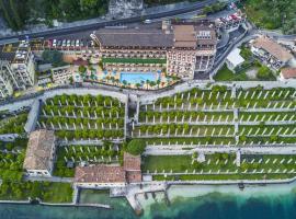 Hotel Splendid Palace, hotel v destinaci Limone sul Garda