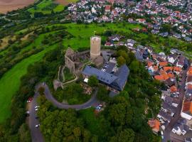 Talblick Gleiberg: Krofdorf-Gleiberg şehrinde bir otoparklı otel