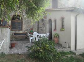 Casa Valeria, pet-friendly hotel in Cinigiano