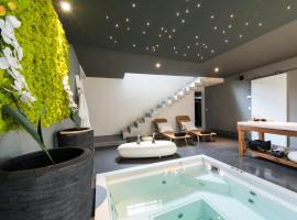Spa campagne design, holiday rental in Thairé