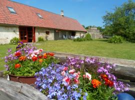 Ansumardi Farmstay, hotel v destinaci Kavandi