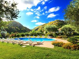 Villa Garden, hotell i Drapia