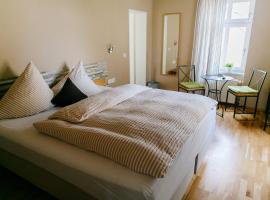 Landhotel Airport-Inn, hotel cerca de Aeropuerto de Frankfurt - Hahn - HHN, 