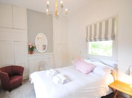 Poplars Farm, B&B in Henlow