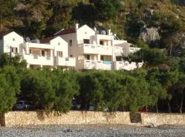 Ravdoucha Beach Studios