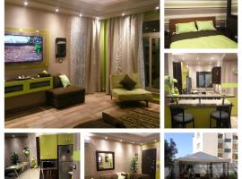 Luxury Mamoura Alexandria Apartment, hotel perto de Praia Mamoura, Alexandria